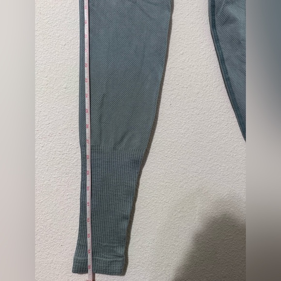 Gymshark Power Down Leggings - Picture 7 of 7